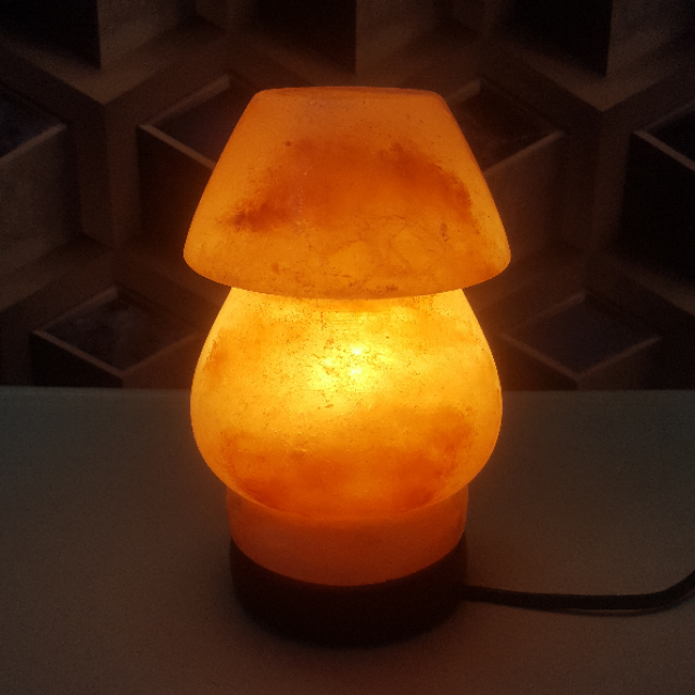 himalayan table lamp